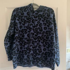 Euc Md workshop republic clothing w/hood